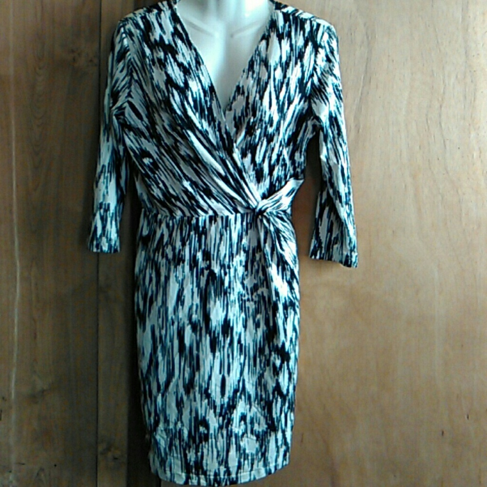 Peter nygard petite wrap dress